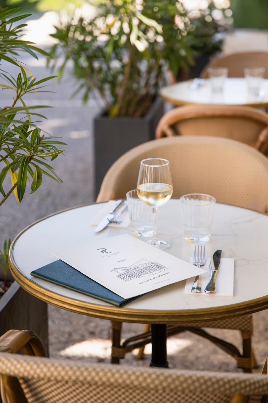 Table pour privatisation
